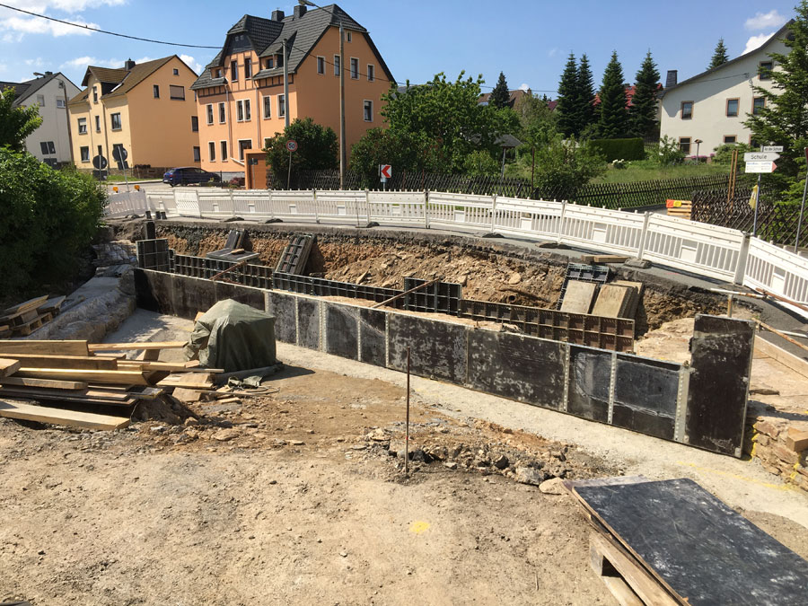 Maurer- und Betonarbeiten · Betonarbeiten Brücke